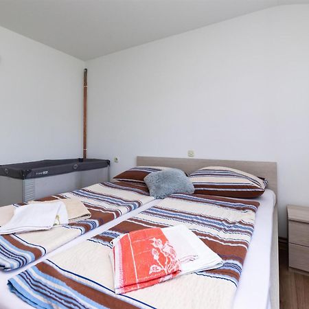 Apartments Boza Lopar Ngoại thất bức ảnh