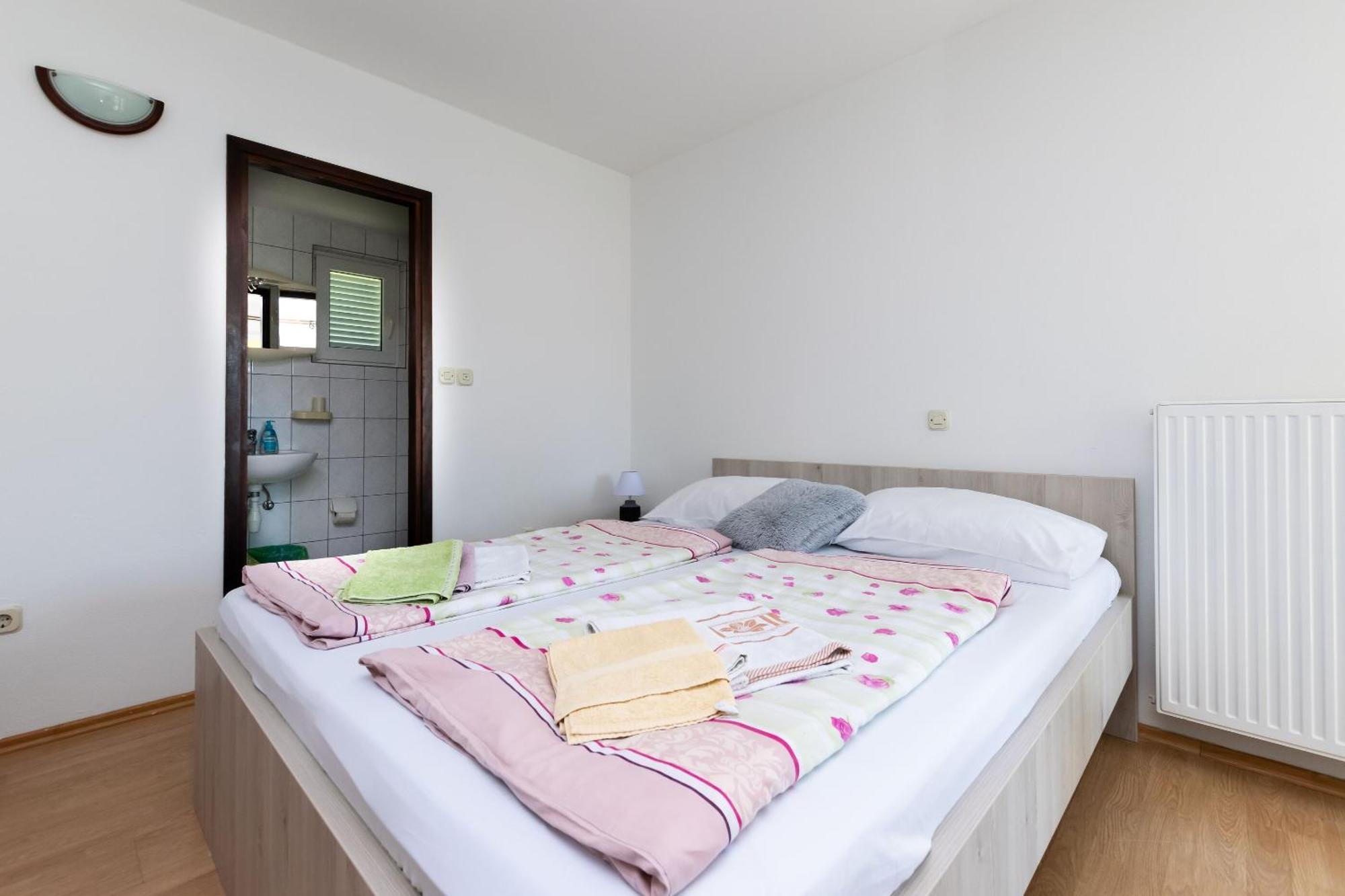 Apartments Boza Lopar Ngoại thất bức ảnh