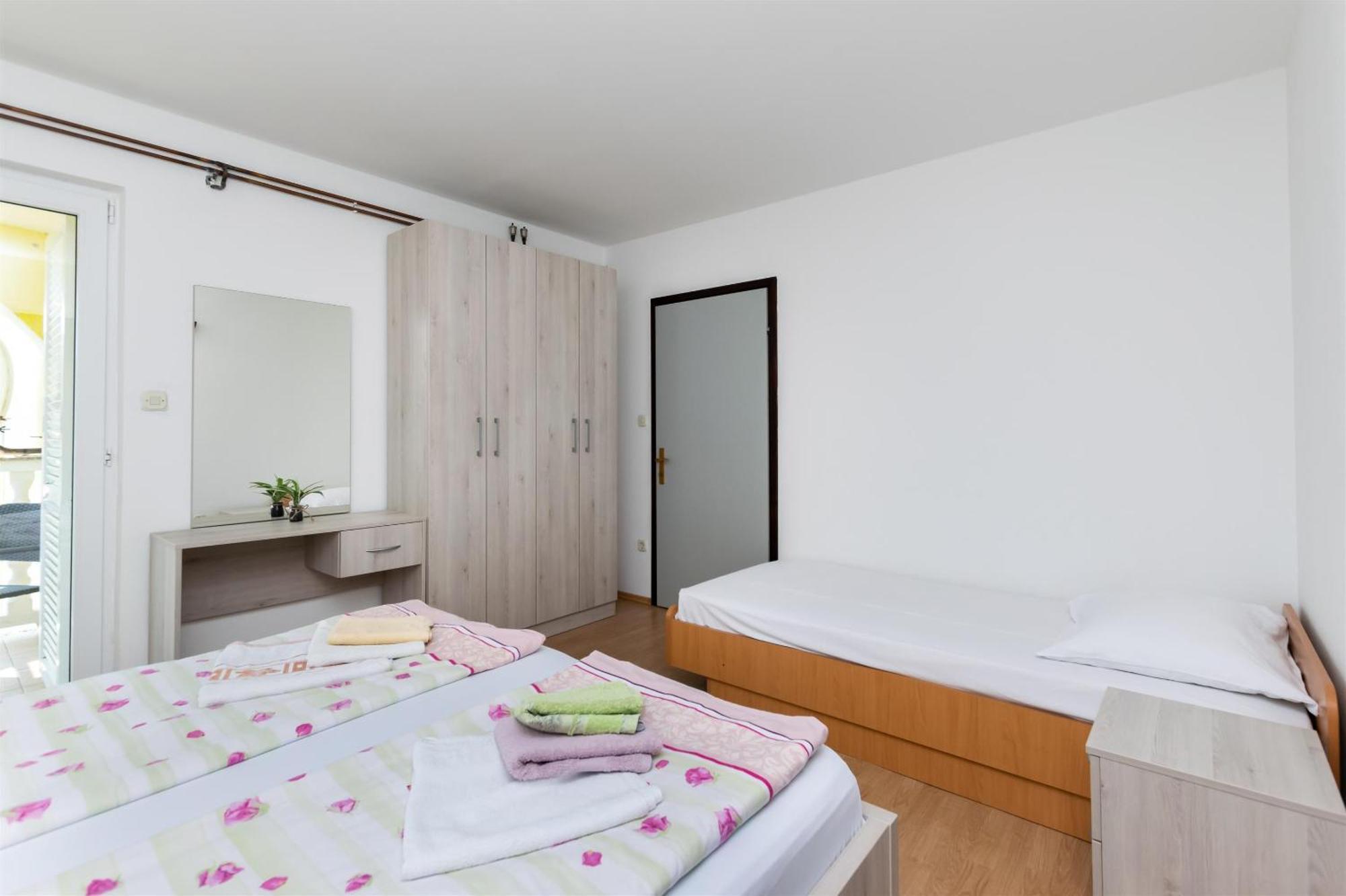 Apartments Boza Lopar Ngoại thất bức ảnh
