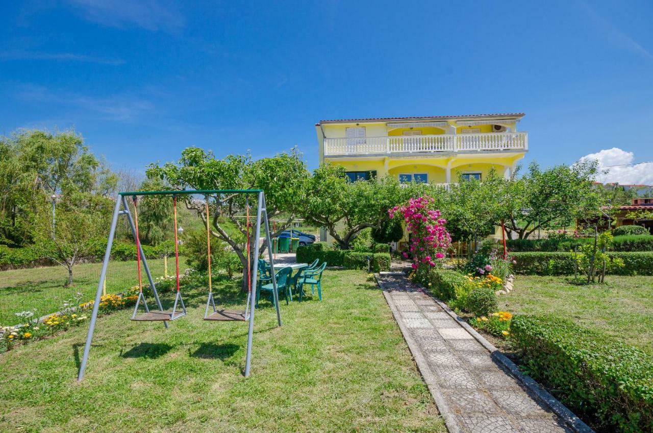 Apartments Boza Lopar Ngoại thất bức ảnh