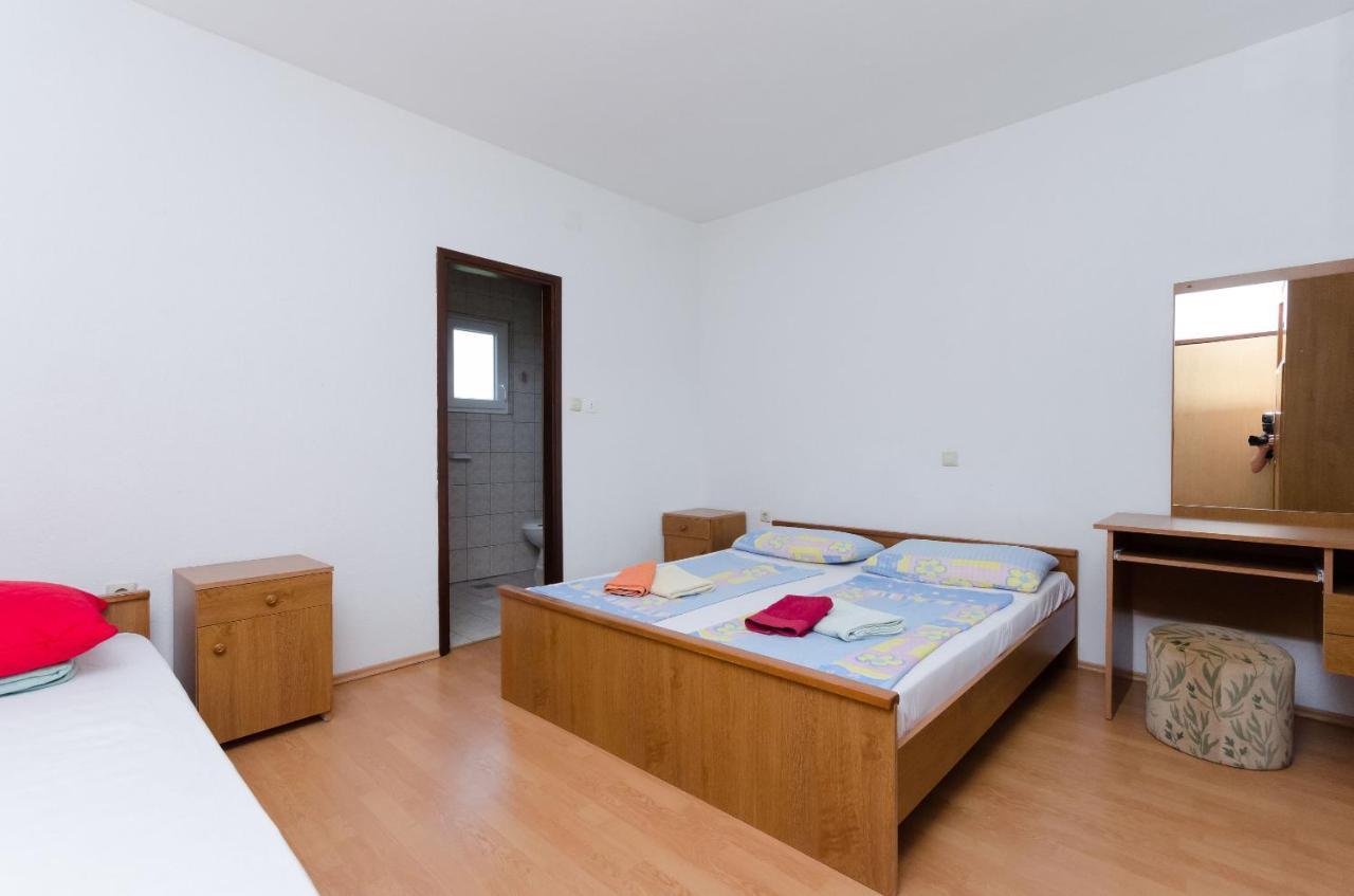 Apartments Boza Lopar Ngoại thất bức ảnh