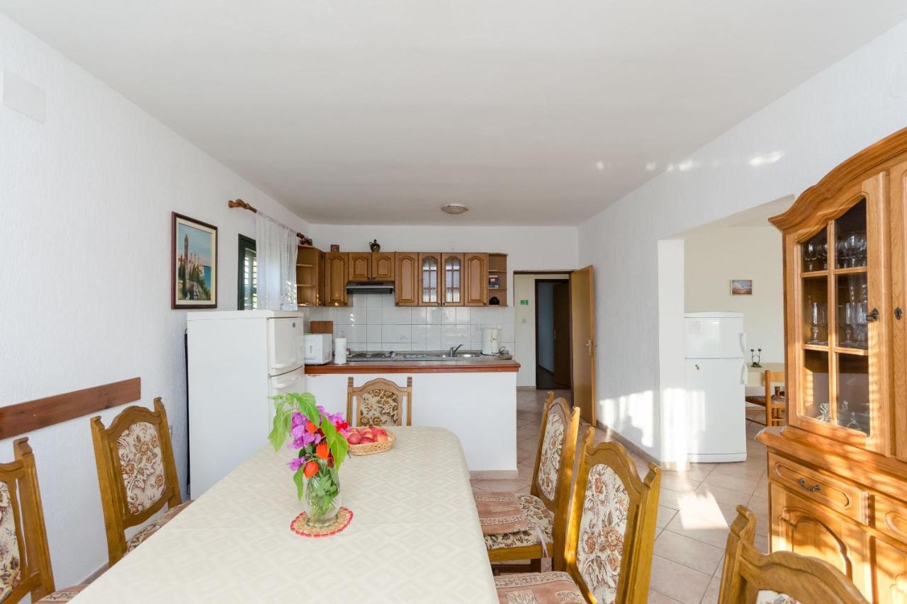 Apartments Boza Lopar Ngoại thất bức ảnh